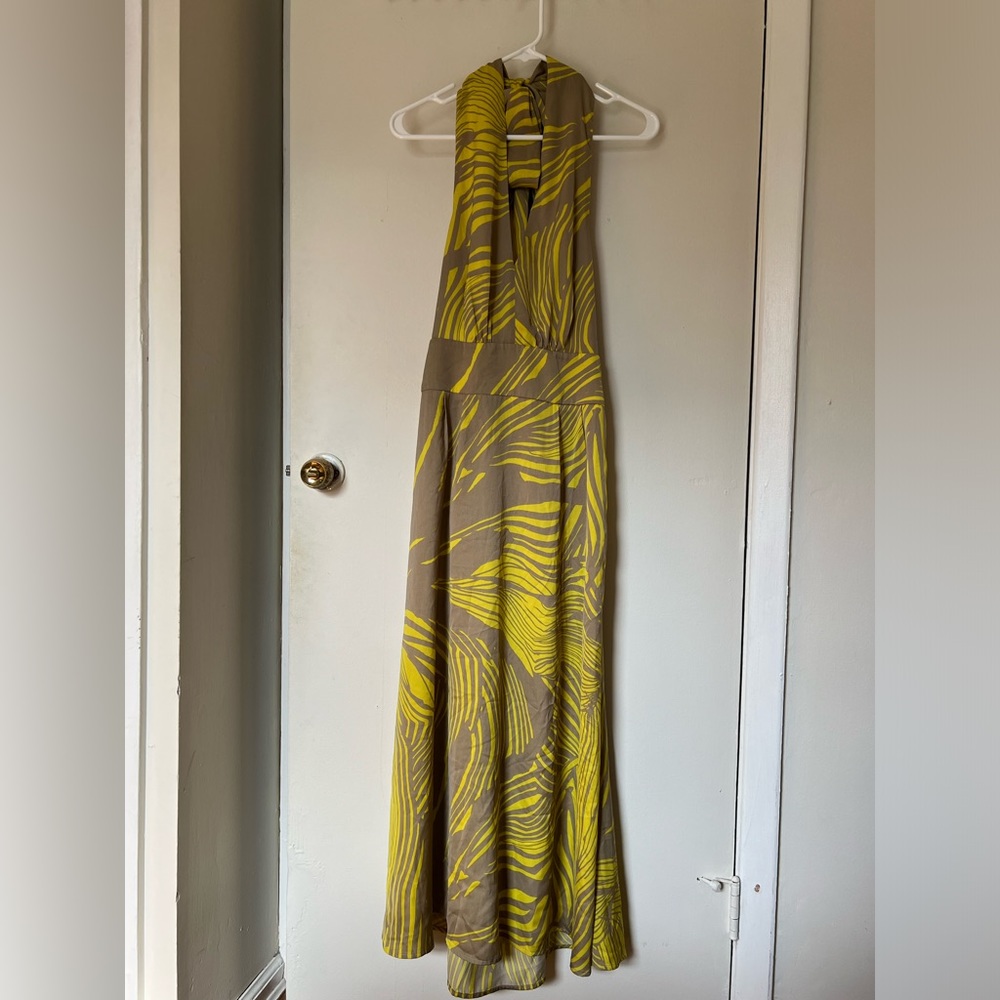 NWOT Banana Republic halter maxi dress size 4 petite